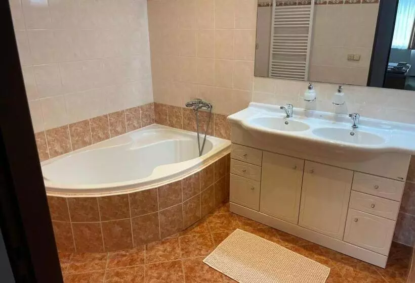 Majatalo Ubytování Jívka 86