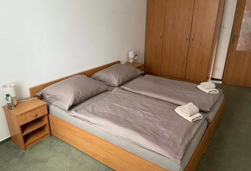 Majatalo Ubytování Jívka 86