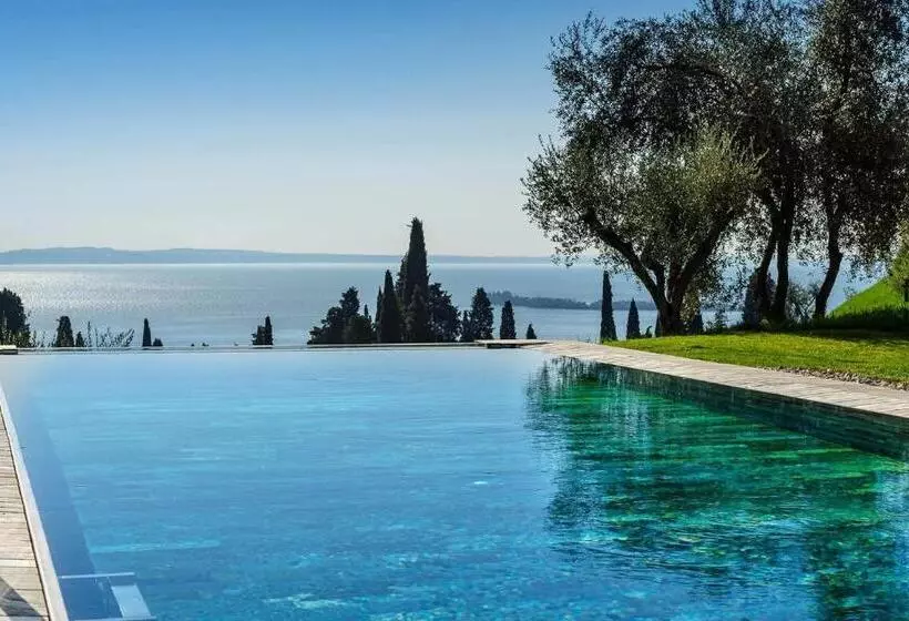 ペンション Villa Sphere Lake Garda