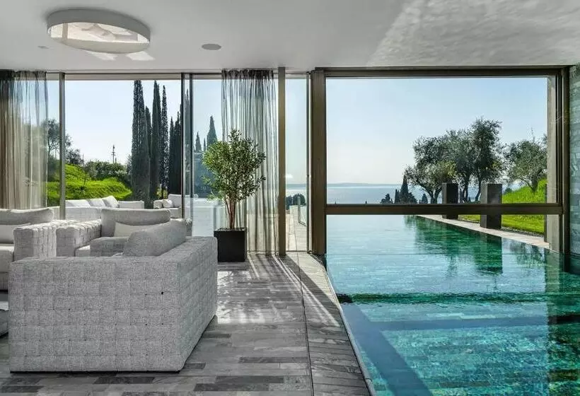 ペンション Villa Sphere Lake Garda