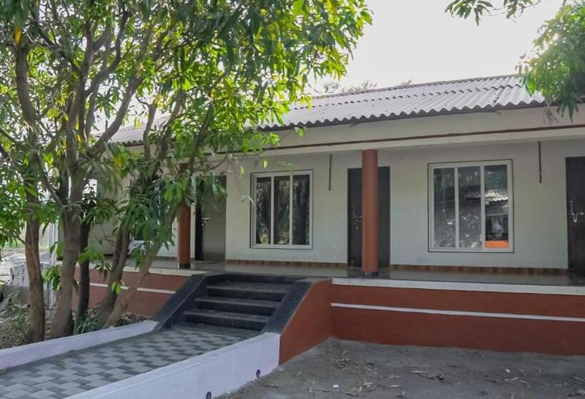 リゾートホテル Stay Leisurely Sunset Cove Panvel