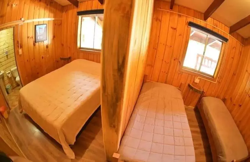 ユースホステル Hostal De Montaña Los ñirres