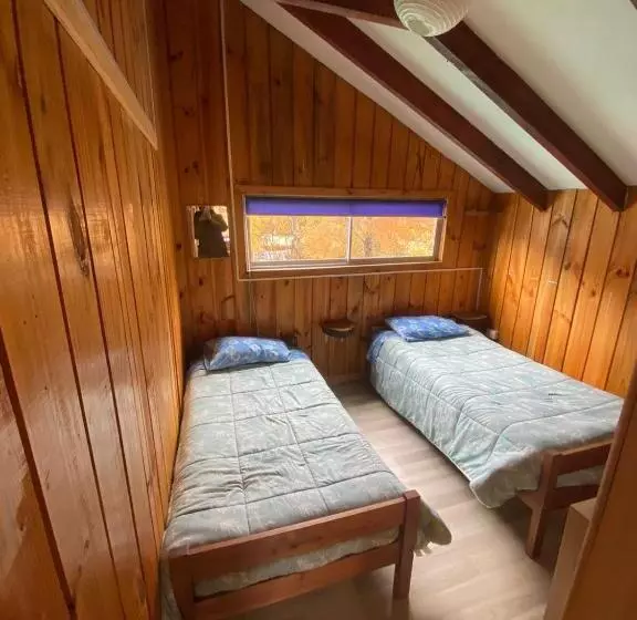 ユースホステル Hostal De Montaña Los ñirres