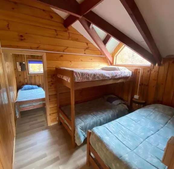 ユースホステル Hostal De Montaña Los ñirres