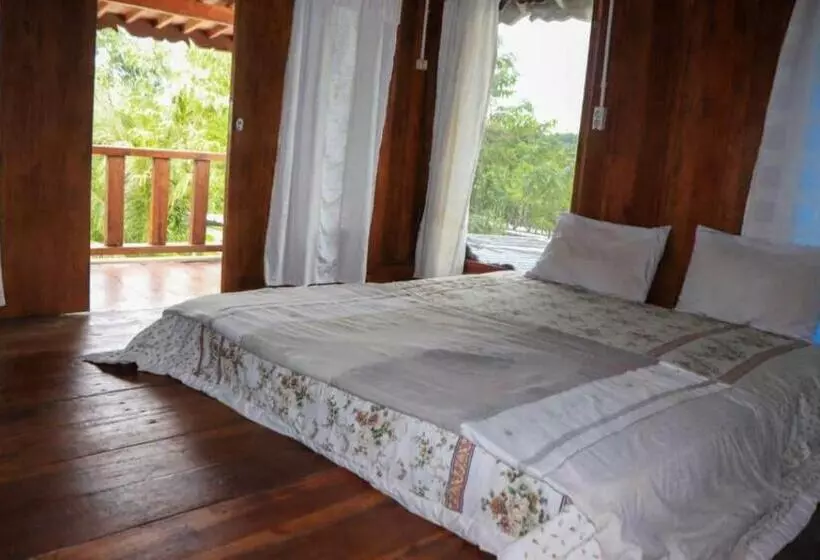 ベッドアンドブレックファースト Village House Lombok