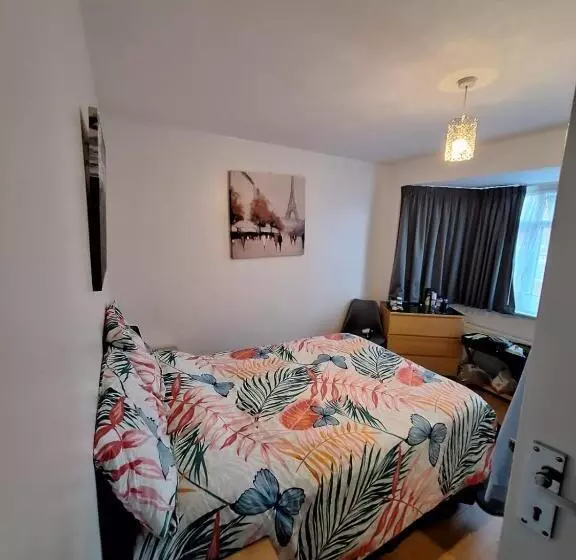 Harrow B & B