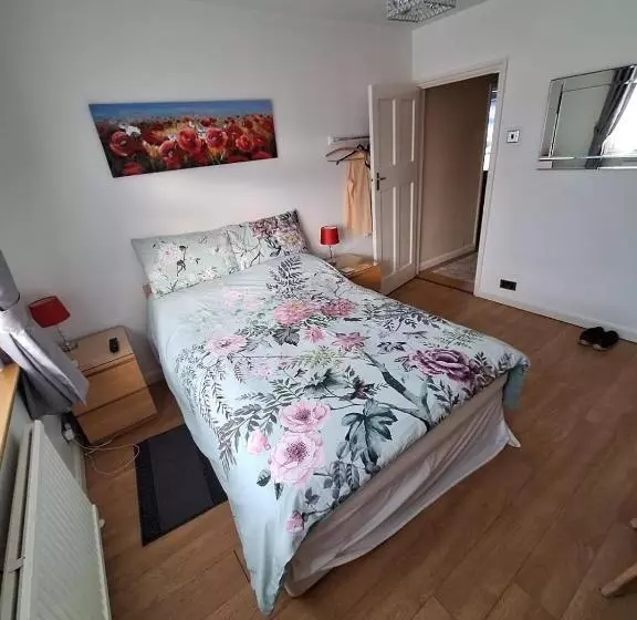 Harrow B & B