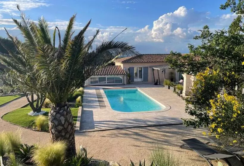 ペンション Gîte Le Soleil Couchant