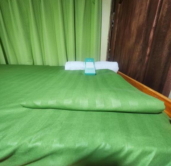 הוסטל Yna S Transient