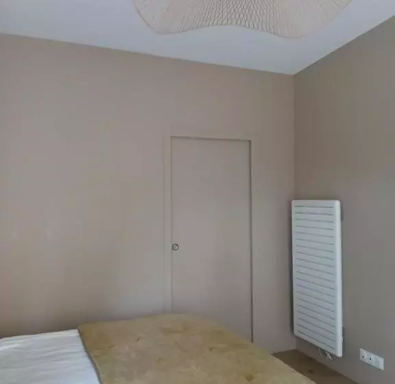 Aamiaismajoitus (B&B) Chambre Avec Terrasse Et Salle De Bain Privative