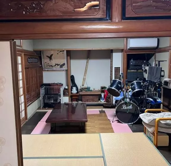 ペンション 一日限定一組の宿なんでもん