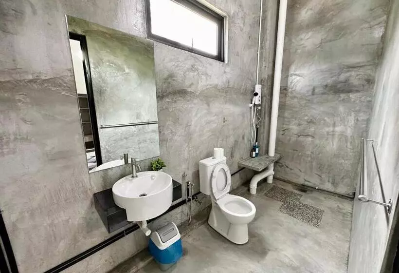 Majatalo Ferringhi Inn 51