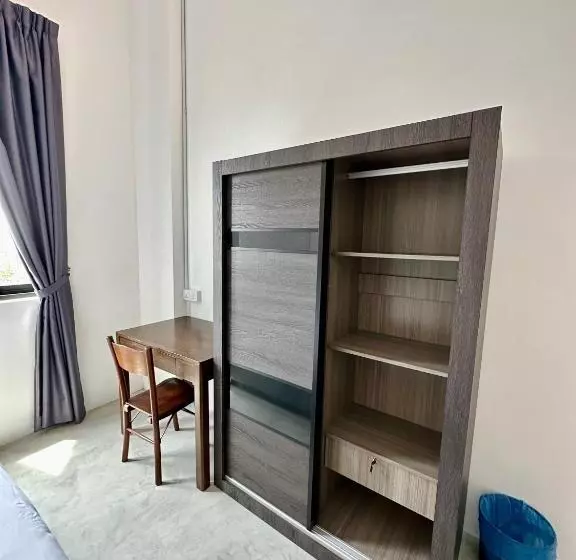 Majatalo Ferringhi Inn 51