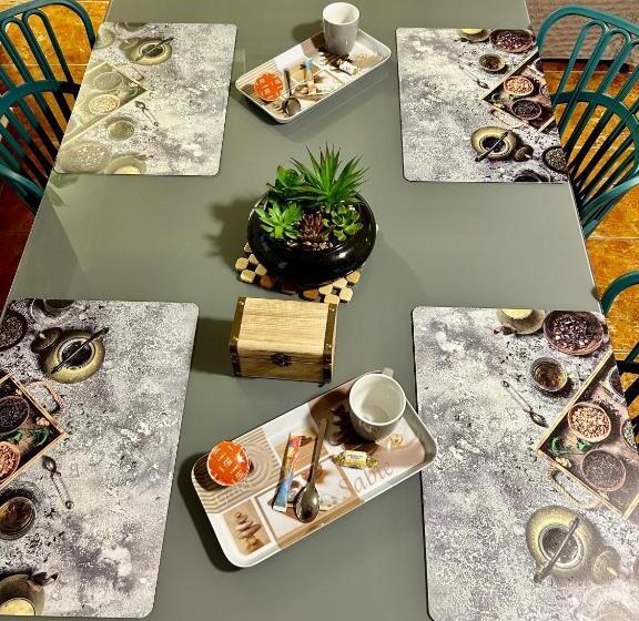 پانسیون Gite Délia Le Ruisseau