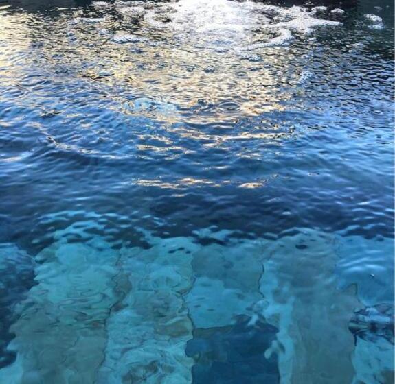 پانسیون Gite Délia Le Ruisseau