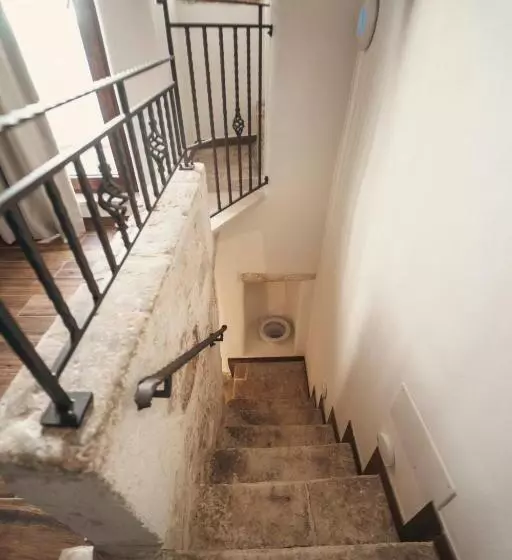 Majatalo Home 5   Palmento