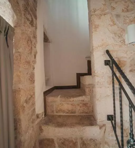 Majatalo Home 5   Palmento