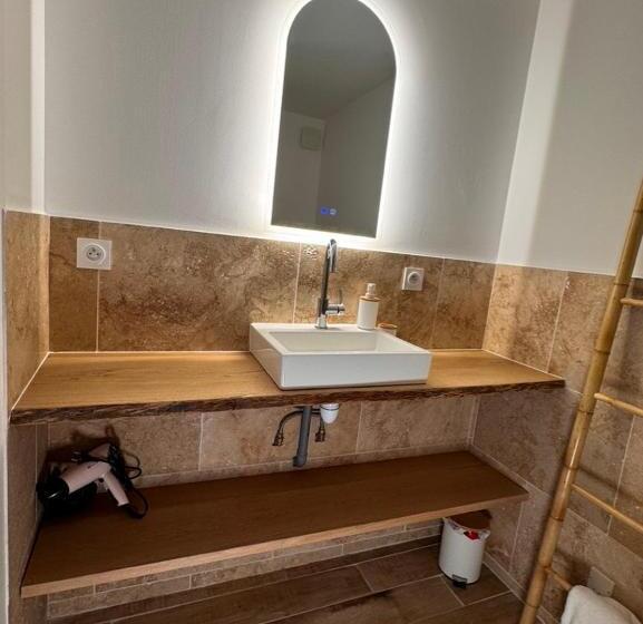 פנסיון Le Buisson Caché