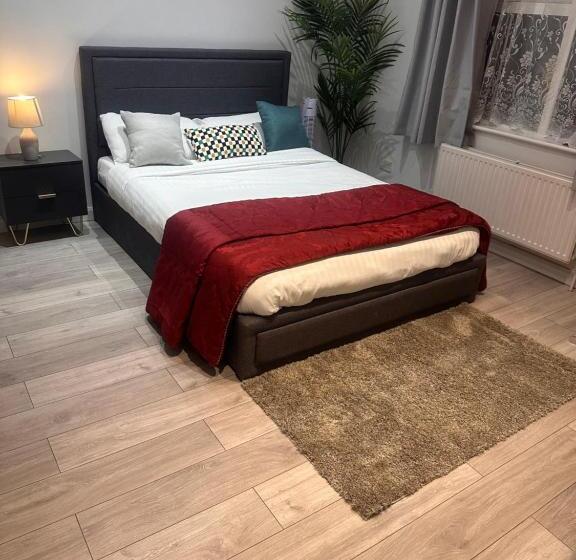 Majatalo Paradise Vuze 2