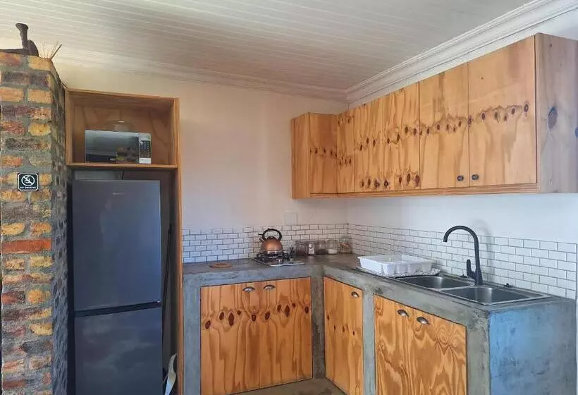 Majatalo Ruawilla Guest Cottage