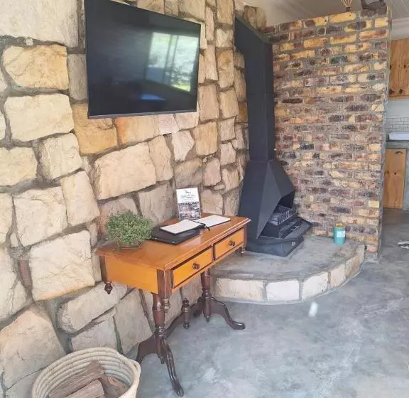 Majatalo Ruawilla Guest Cottage