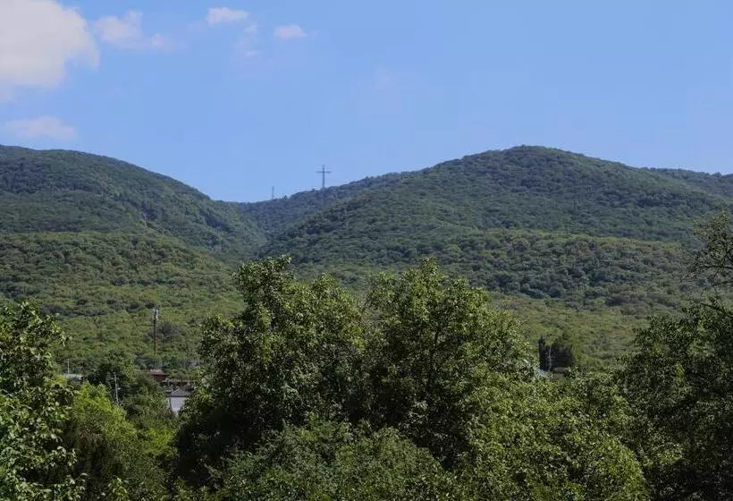 Majatalo Saguramo Bliss