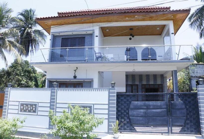 Pensionat Sky Blue Villa