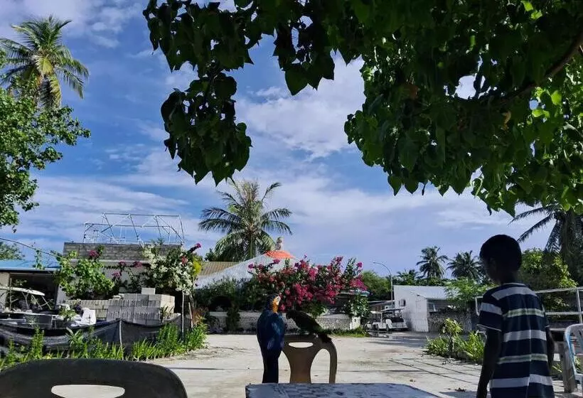 پانسیون Sky Village