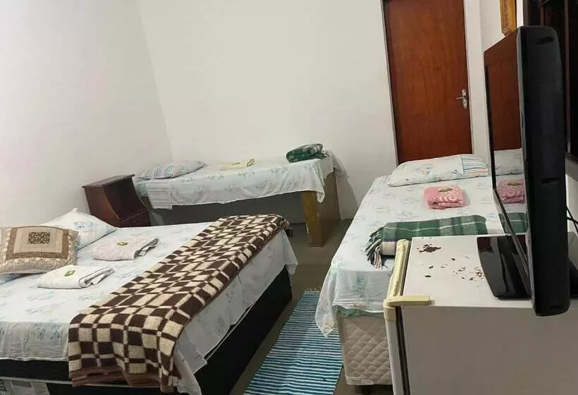 Retkeilymaja Pousada Recanto Dos Leporage