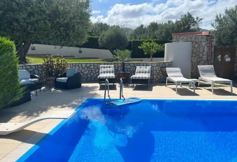 ベッドアンドブレックファースト Casa Dei Fiori