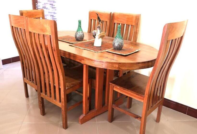 تختخواب و صبحانه Pearl Central Modern Sweet Homestay