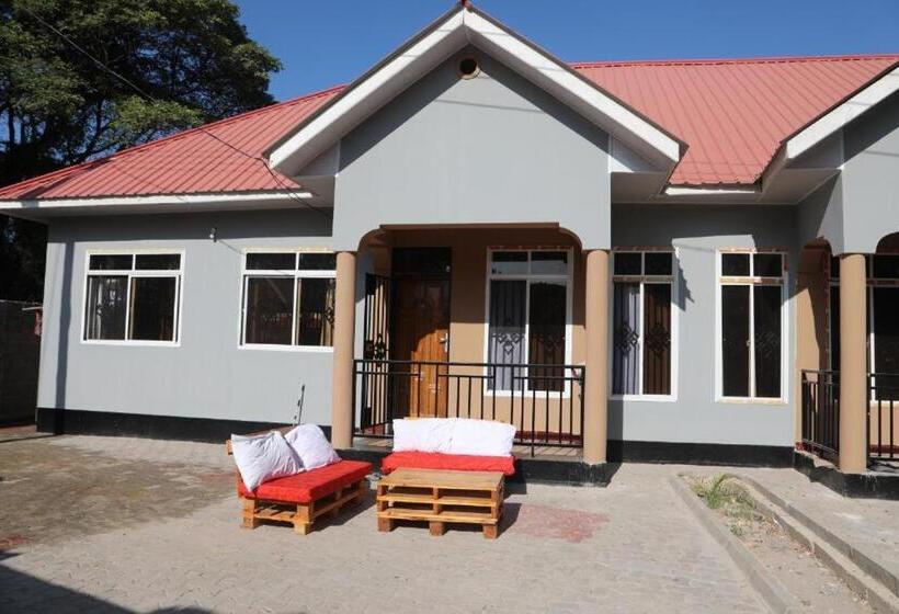 تختخواب و صبحانه Pearl Central Modern Sweet Homestay