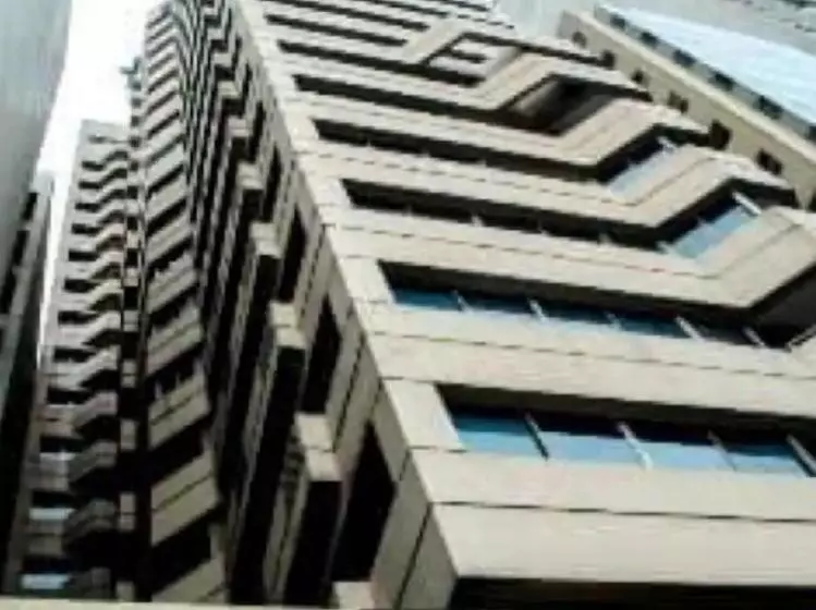 Greenhills 1br Lower Penthouse W Panoramic View