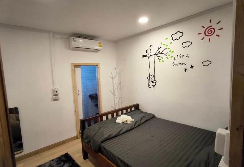 Szálloda เชียงคาน ฮักเลย ฮักกัญ โฮมสเตย์   ຊຽງຄານ ຮັກເລີຍ ຮັກກັນ ໂຮມສະເຕ Chiang Khan Hugloei Hugkan Homestay