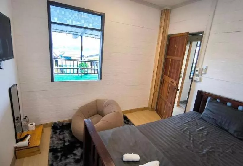 Hotelli เชียงคาน ฮักเลย ฮักกัญ โฮมสเตย์   ຊຽງຄານ ຮັກເລີຍ ຮັກກັນ ໂຮມສະເຕ Chiang Khan Hugloei Hugkan Homestay