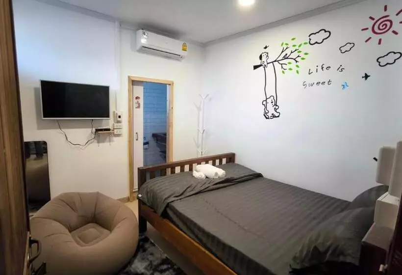 Hotelli เชียงคาน ฮักเลย ฮักกัญ โฮมสเตย์   ຊຽງຄານ ຮັກເລີຍ ຮັກກັນ ໂຮມສະເຕ Chiang Khan Hugloei Hugkan Homestay