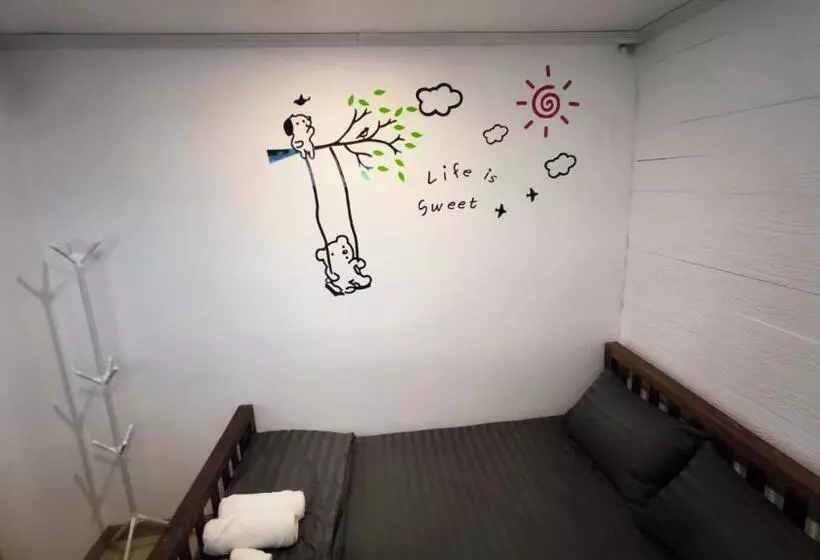 Hotelli เชียงคาน ฮักเลย ฮักกัญ โฮมสเตย์   ຊຽງຄານ ຮັກເລີຍ ຮັກກັນ ໂຮມສະເຕ Chiang Khan Hugloei Hugkan Homestay