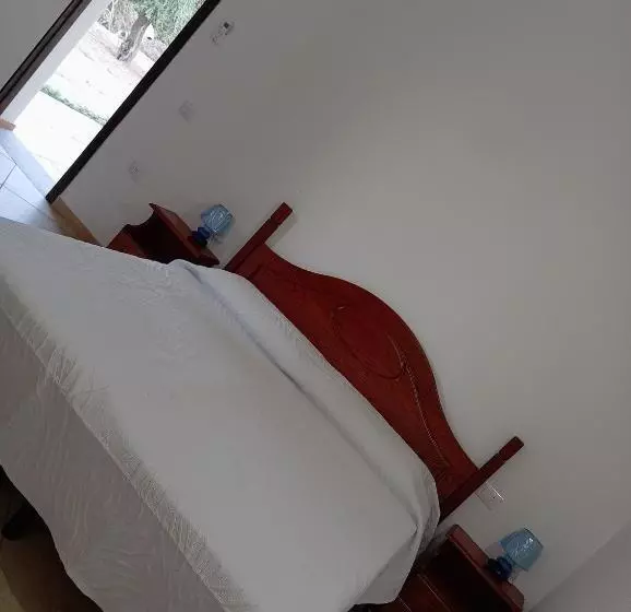 ホテル Agriturismo Neunele