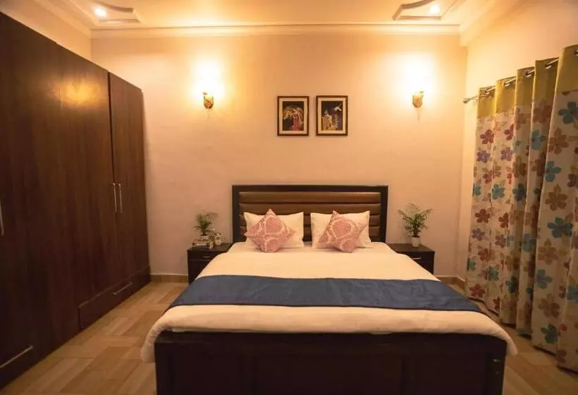 Hotel Doon Lily