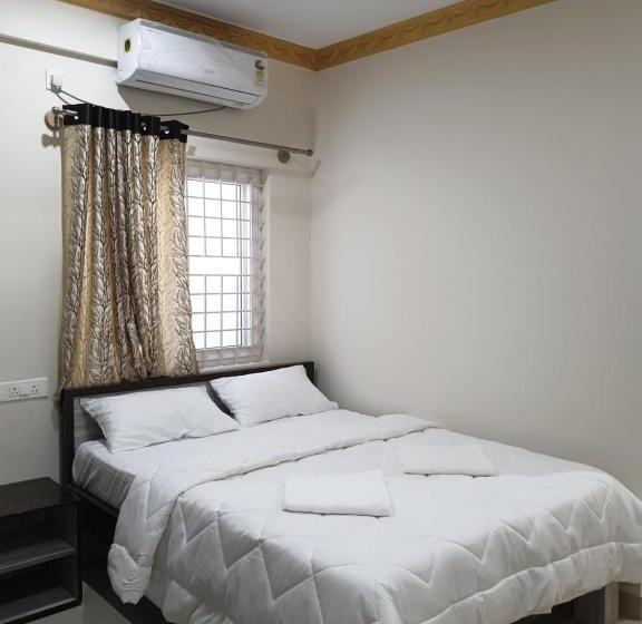 ホテル Super Collection O Niladri Road Formerly Sniv Inn