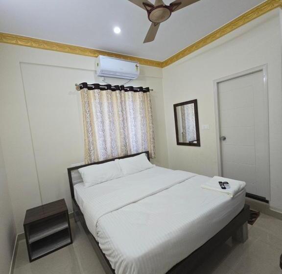 ホテル Super Collection O Niladri Road Formerly Sniv Inn