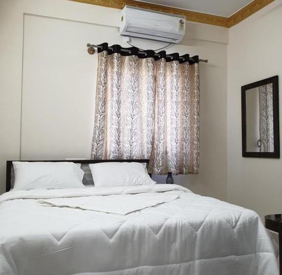 ホテル Super Collection O Niladri Road Formerly Sniv Inn