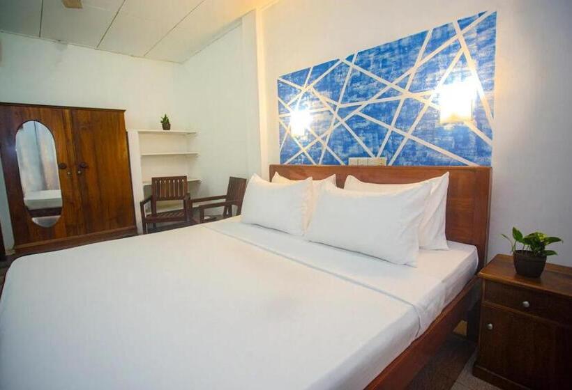 Отель Villa 47 Hikkaduwa