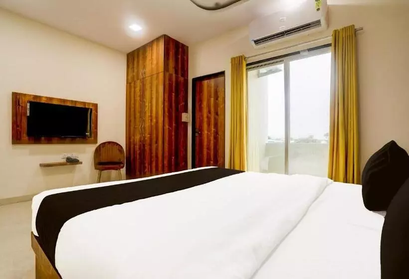 Oyo Hotel Parag