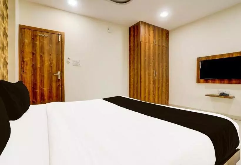 Oyo Hotel Parag