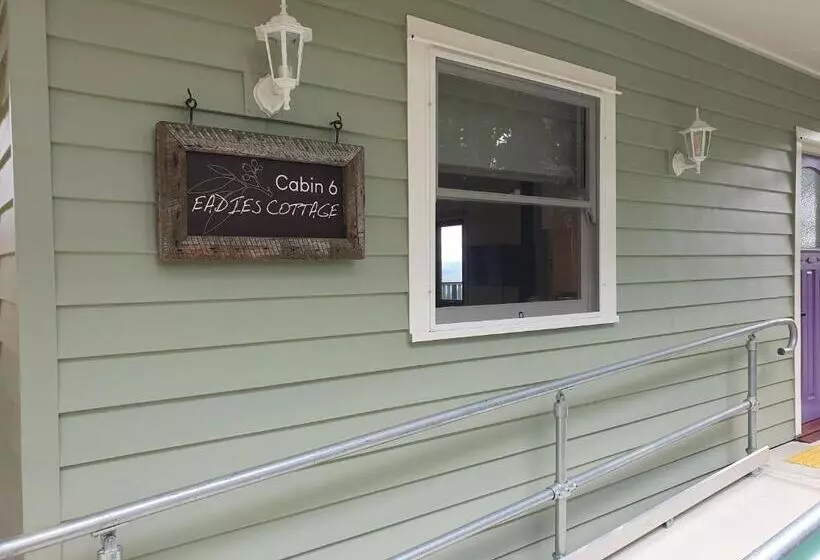 Majatalo Couples Accessible Cabin, Zarina Country Cabins, 6