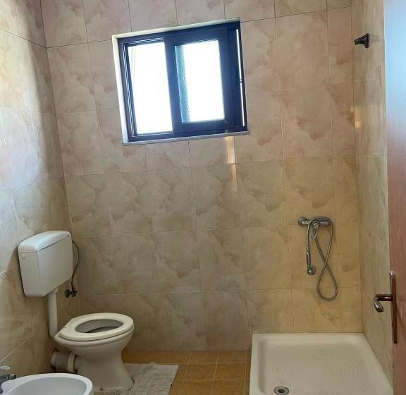 پانسیون Guest House By Roni