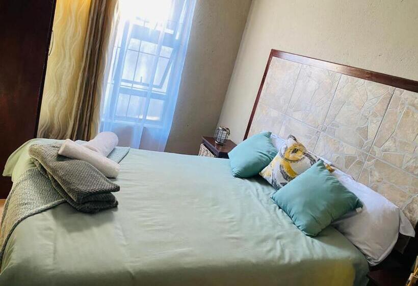 Пансион Nteto Guesthouse