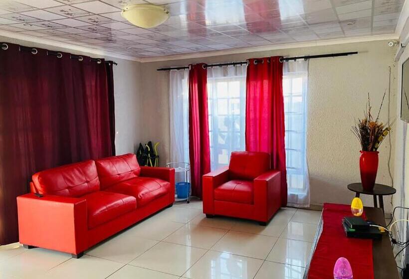 Пансион Nteto Guesthouse