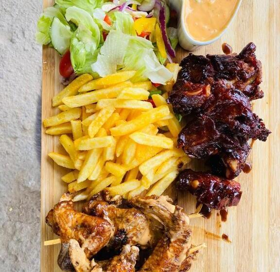 Пансион Nteto Guesthouse